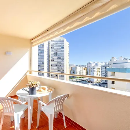 Da * Praia da Rocha
